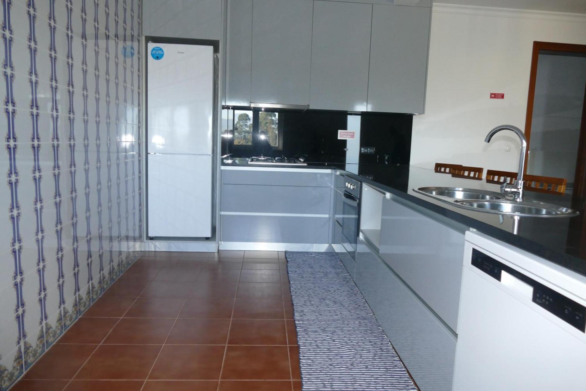 Casa Nos Penedos Guest House อาร์กอสเดวัลเดเวซ ภายนอก รูปภาพ
