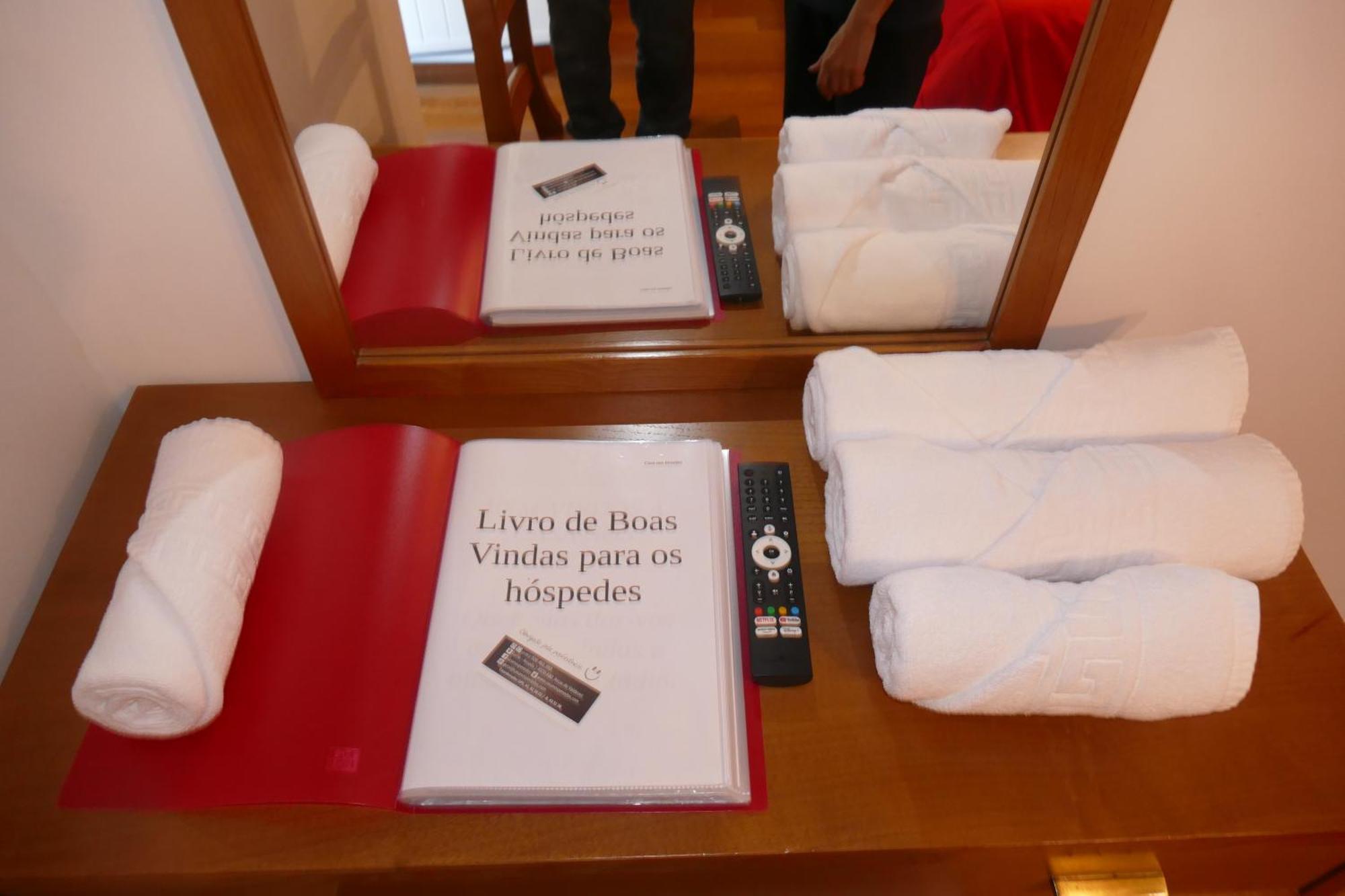Casa Nos Penedos Guest House อาร์กอสเดวัลเดเวซ ภายนอก รูปภาพ